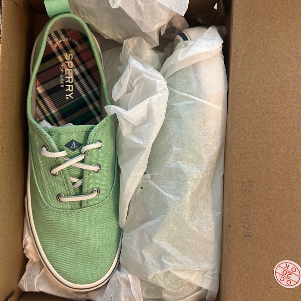Sperry Crest CVO Retro Light Green Sneakers